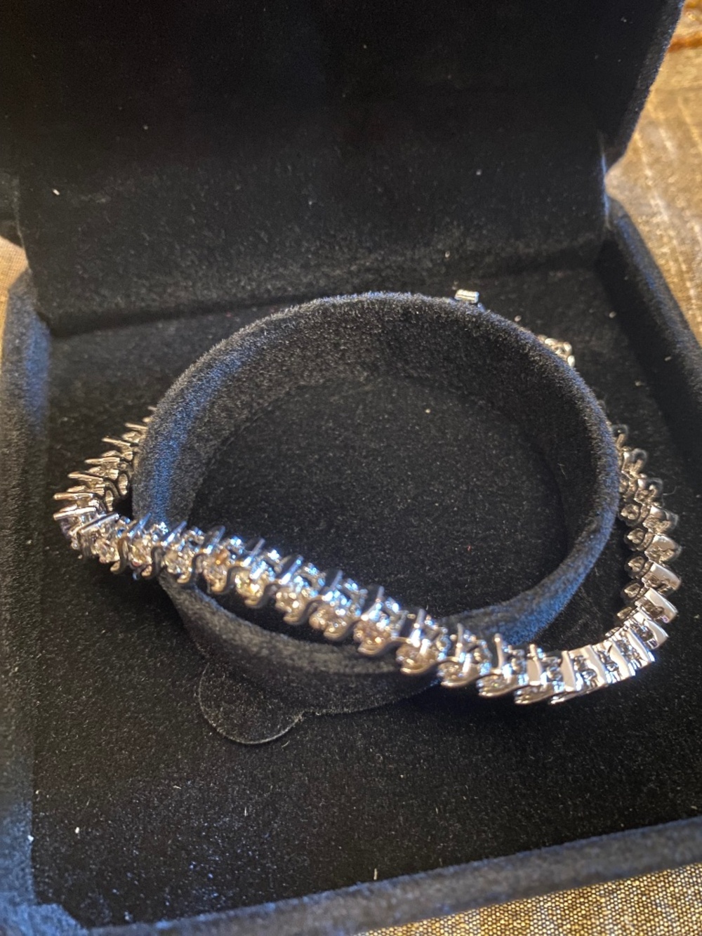 18KT DIAMOND TENNIS BRACELET 3.88 CTS SI2 G/ H COLOR 21.86 GRAMS WHITE GOLD